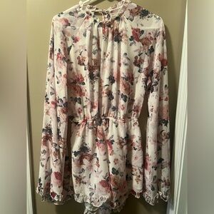 Chic Floral Print Long Sleeve Romper